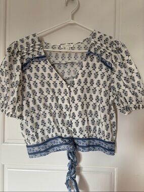 Blu Pepper White and Blue Floral Tie-Front Puff Sleeve Crop Top